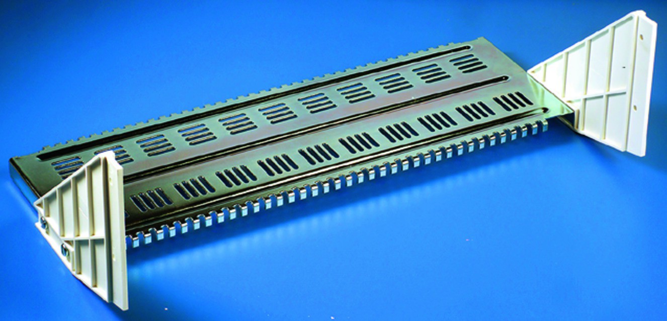 R&M support câble FN 19"  3U