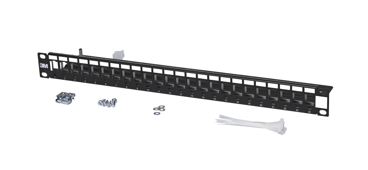 Corning Pann.de distr. Vide 1UH 24 port noir série V