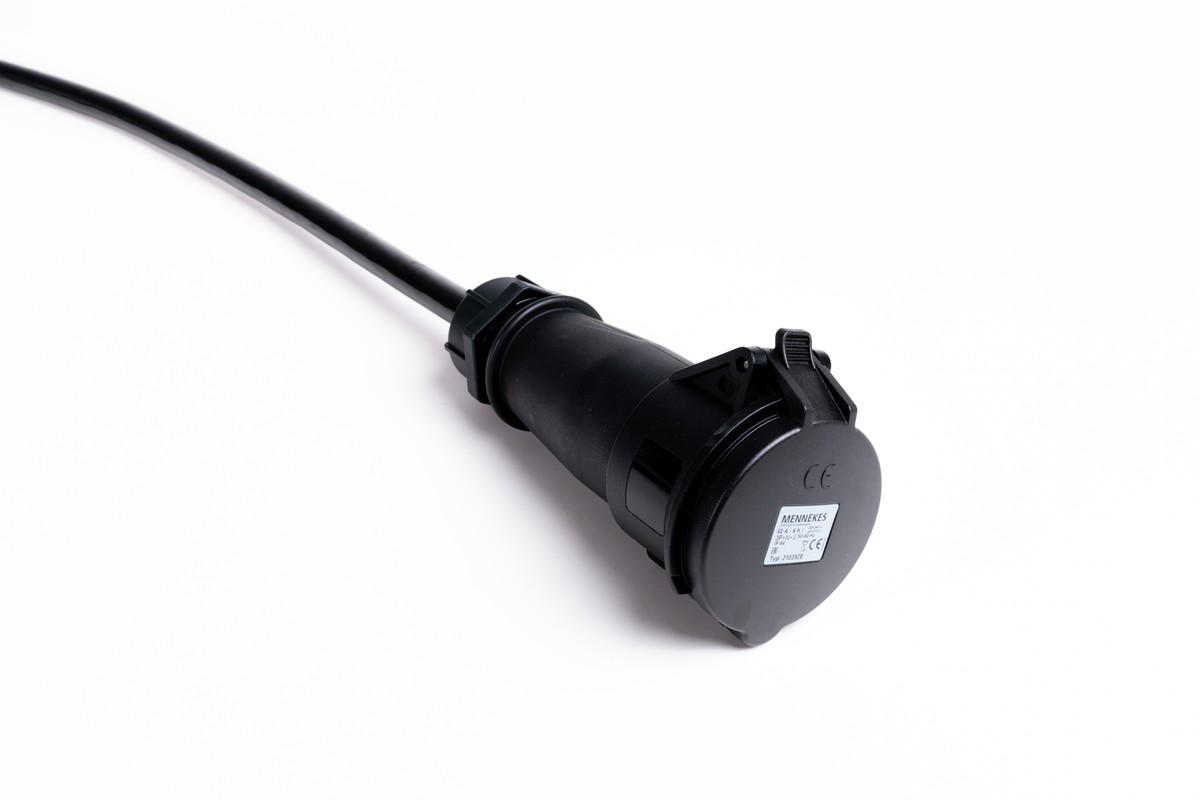 Alu Verlängerungskabel PUR Schwarz 5x6 konf. Stecker /Kupplung CEE 32A 5pol Schwarz 25m